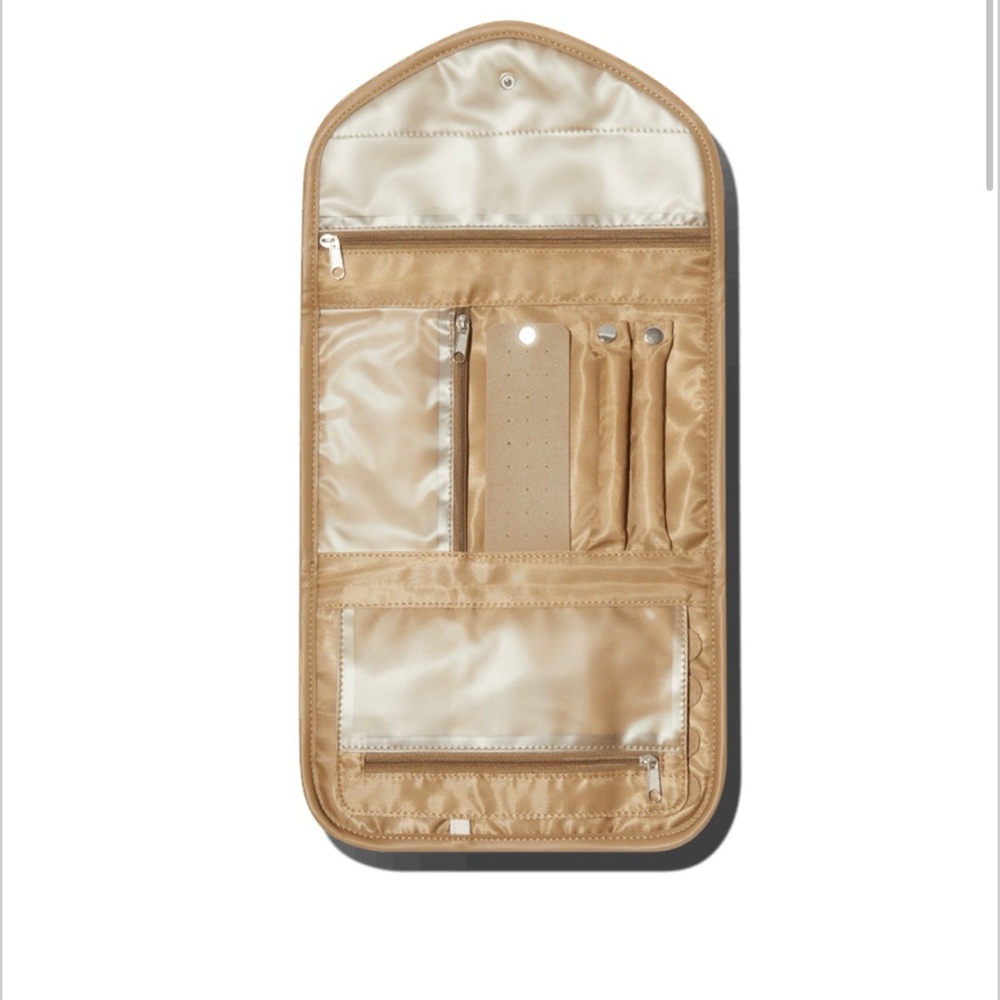 Brand New with tags ! Leather travel bag for jewelry